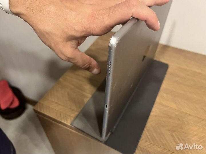iPad pro 12 9 2017 256 экран мерцает