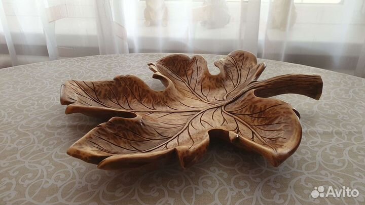 Конфетница (резьба по дереву)