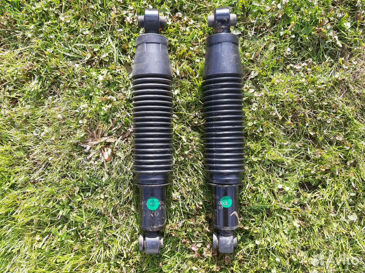 Амортизатор задний на kia rio 3