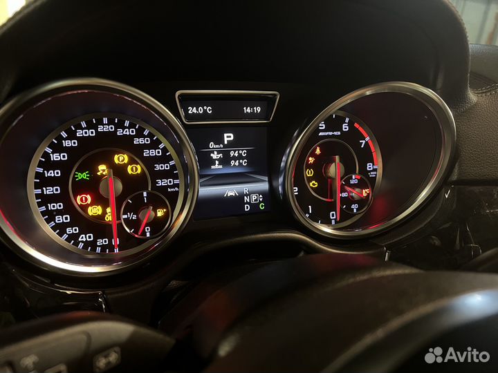 Панель приборов Mercedes GL63 AMG 166