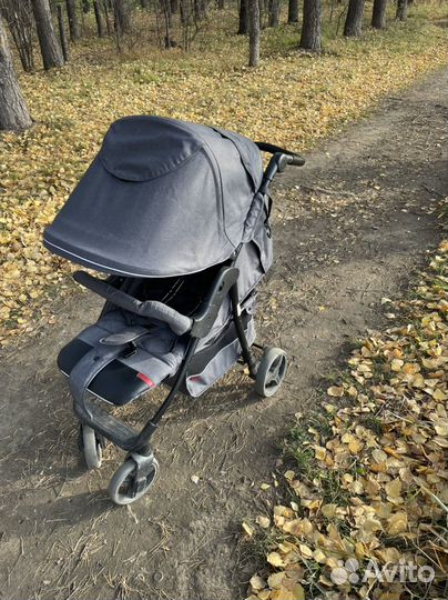 Прогулочная коляска carello forte