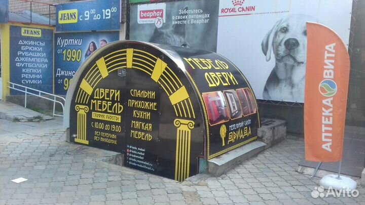 Кухонный гарнитур+стол в одном стиле