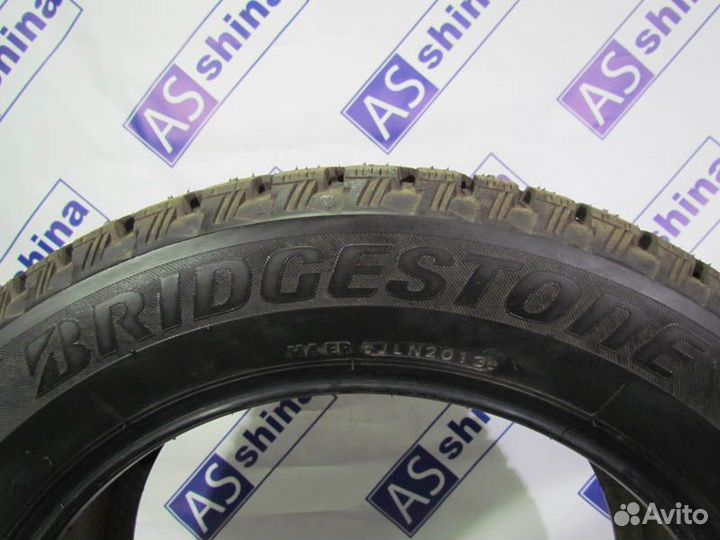 Bridgestone Blizzak Spike-01 215/60 R17 88R