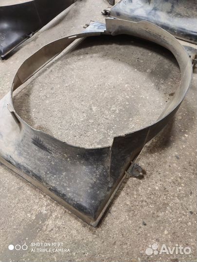 Диффузор радиатора Мицубиси Паджеро Спорт 1