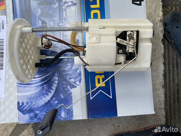 Бензонасос hyundai KIA 311102W200