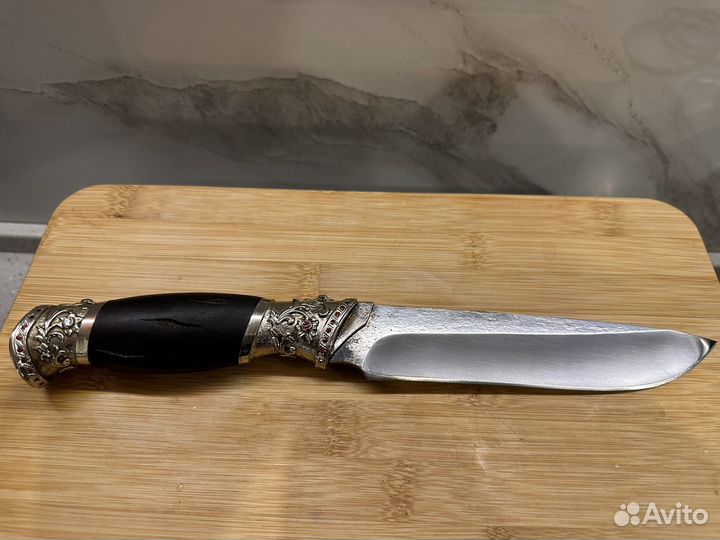 Нож с сапфирами авторский Кизляр