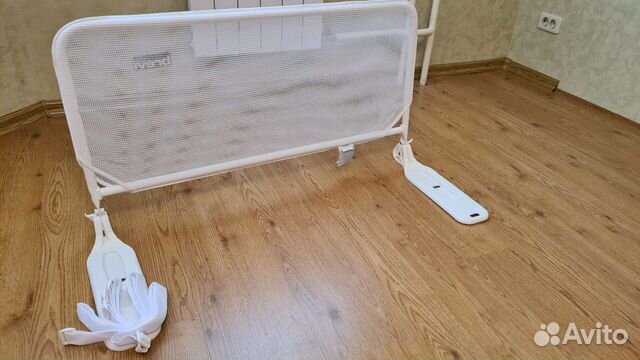 Защитный бортик для кровати