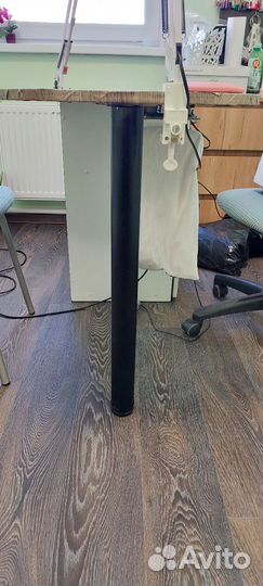 Стол маникюрный с пылесосом
