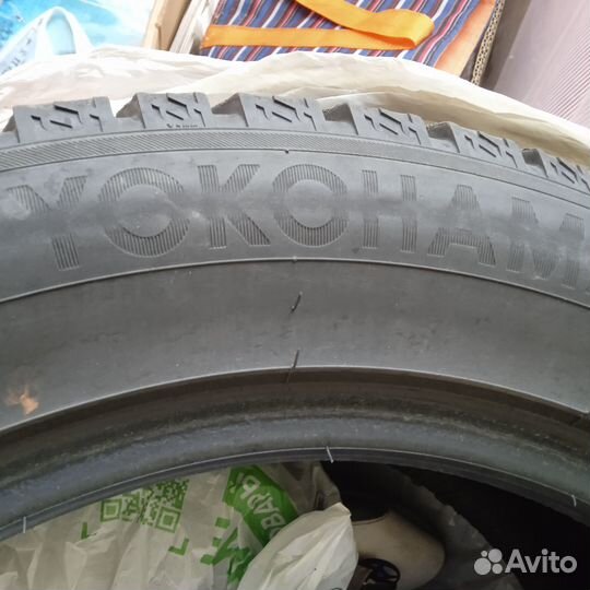 Yokohama Ice Guard IG55 235/55 R17