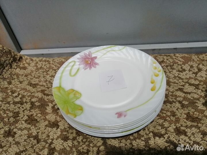 Сервиз, наборы чашек, тарелки, креманки