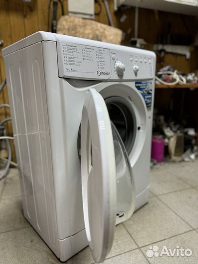 Стиральная машина indesit 5кг