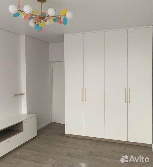 Стенка в гостиную