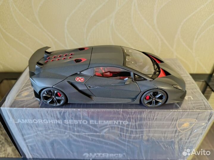 Lamborghini Sesto Elemento AutoArt 1/18