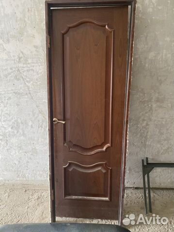 Дверь деревянная в ванную