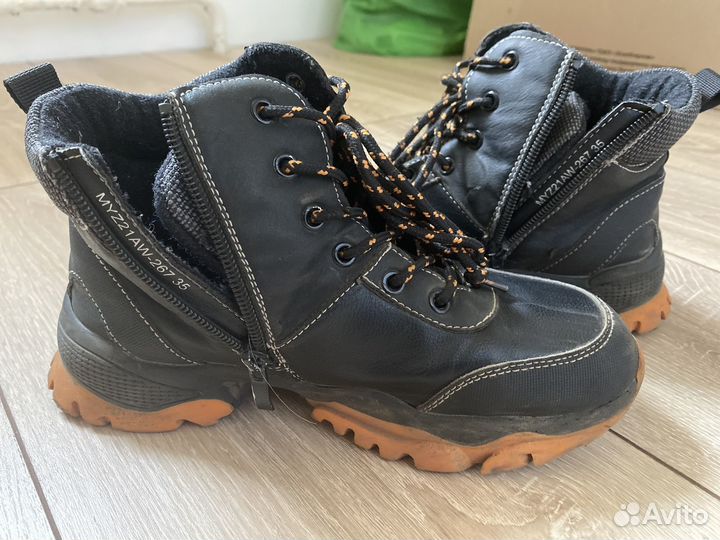 Ботинки детские35