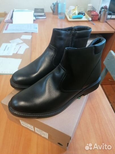 Ботинки мужские 44 размер новые