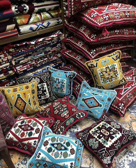 Восточный диван топчан