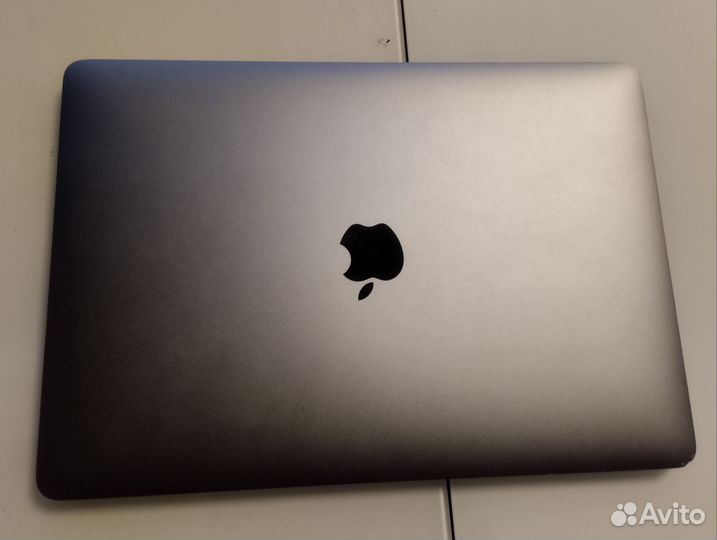 Apple MacBook Pro 13 - 2017