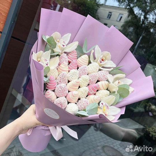 Клубника в шоколаде, Боксы с клубникой и цветами