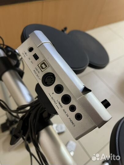 Электронная ударная установка Medeli DD400