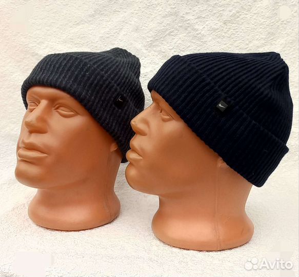 Спортивные трикотажные шапки 