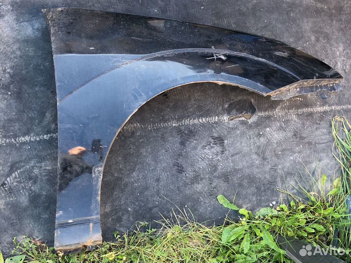 Ford Focus 1 USA Крыло переднее правое