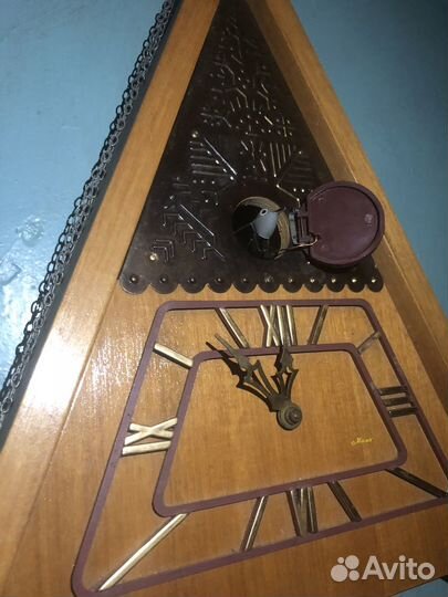 Часы с кукушкой механические