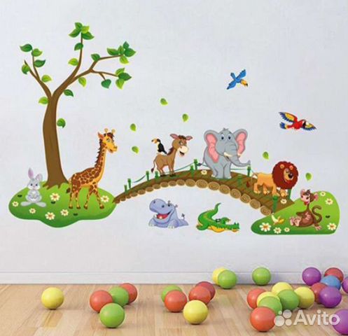 Наклейка на стену в детскую