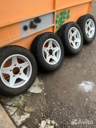 Шины с дисками зимние