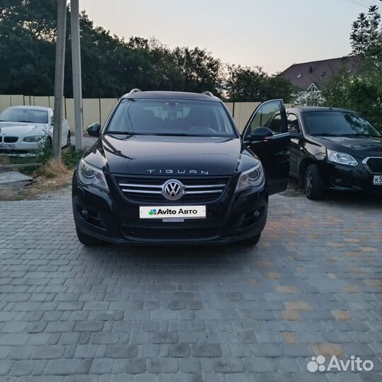 Volkswagen Tiguan 2.0 AT, 2011, 184 000 км