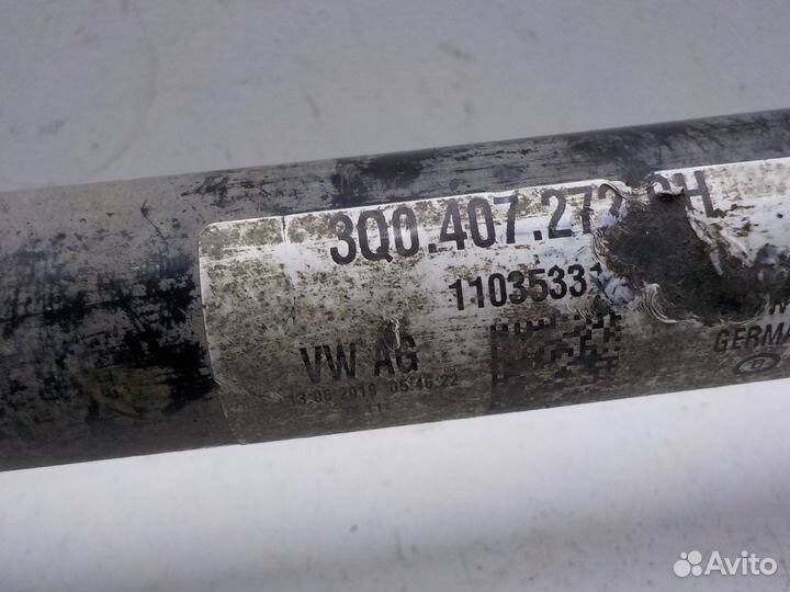 Привод правый передний Volkswagen Tiguan