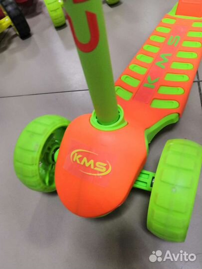 Самокат детский новый