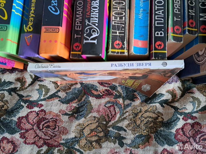 Книги. Детективы. Романы