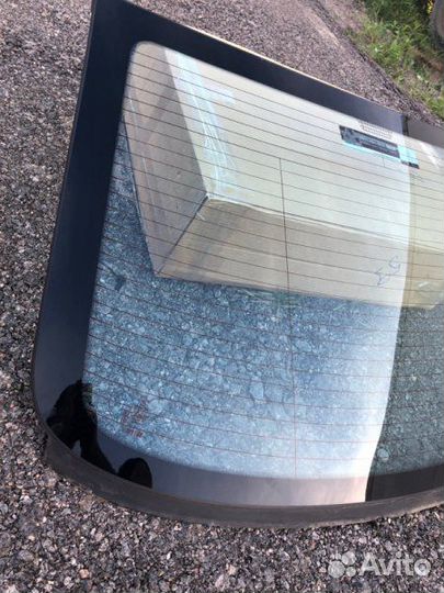 Стекло заднее Mercedes E-Class W211 272.943 2007