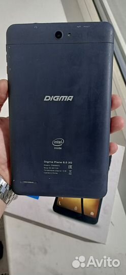 Продам два планшета и телефон