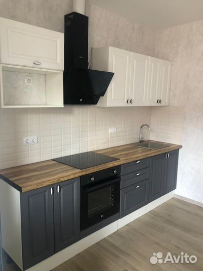Кухонный гарнитур. Цена за весь