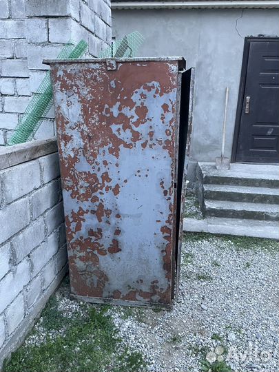 Железный ящик