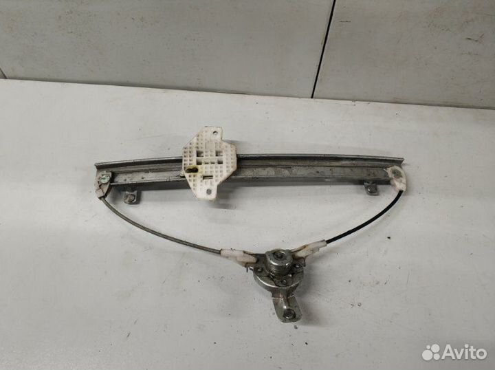 Стеклоподъемник задний правый Hyundai Solaris 1