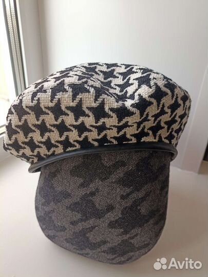 Берет новый женский