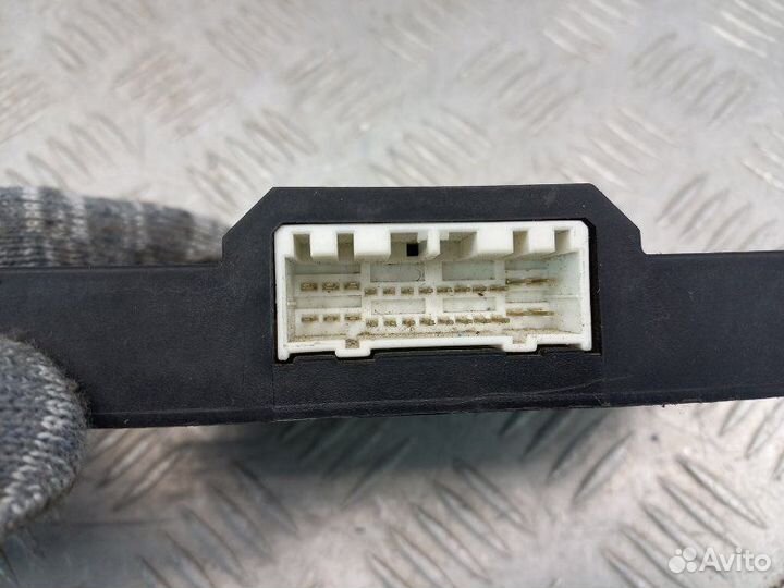 Блок управления раздаточной коробкой УАЗ Патриот