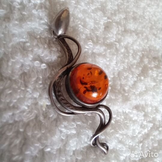 Кулон подвеска с янтарём