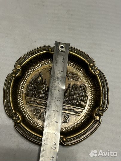 Пепельница Париж, легкий металл