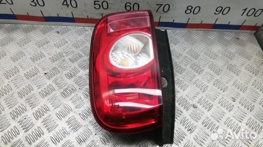 Фонарь задний правый dacia duster 1 (4KL10MY01)