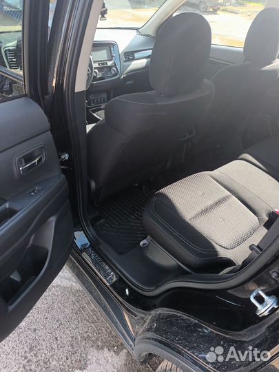 Mitsubishi Outlander 2.4 CVT, 2019, 96 000 км