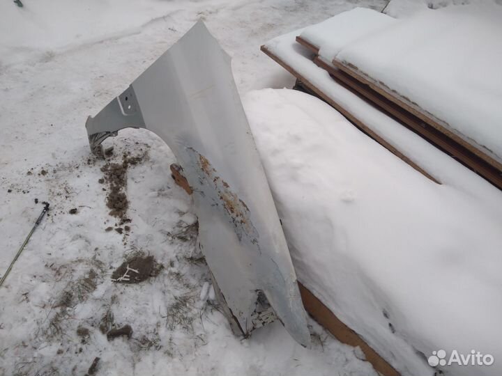 Крыло таета корона премия 210 1998