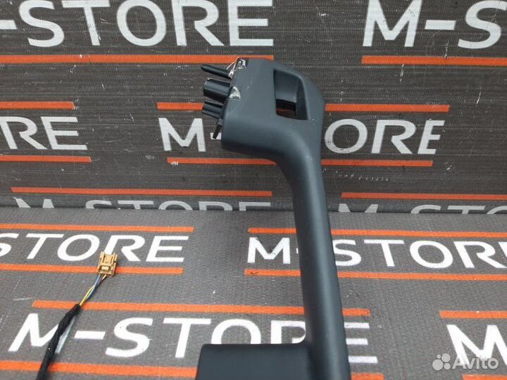 Ручка двери внутренняя задняя левая Audi A8 4E/D3