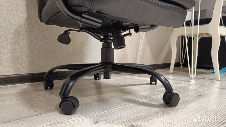 Кресло руководителя 200 кг