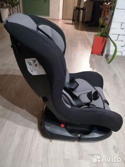 Детское авто кресло до 18 кг