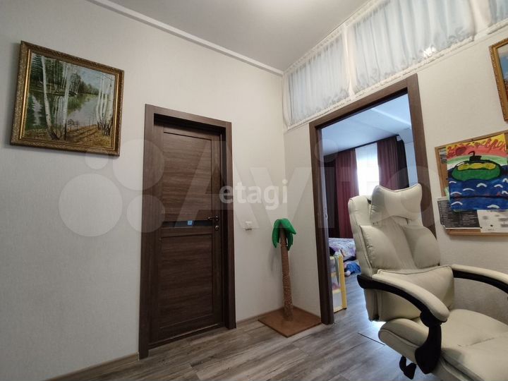 2-к. квартира, 67 м², 1/2 эт.