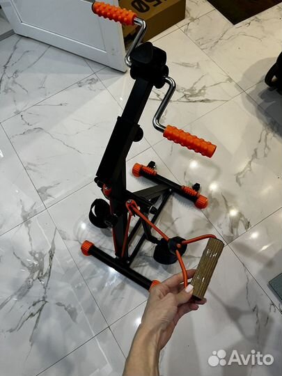 Многофункциональный силовой тренажер